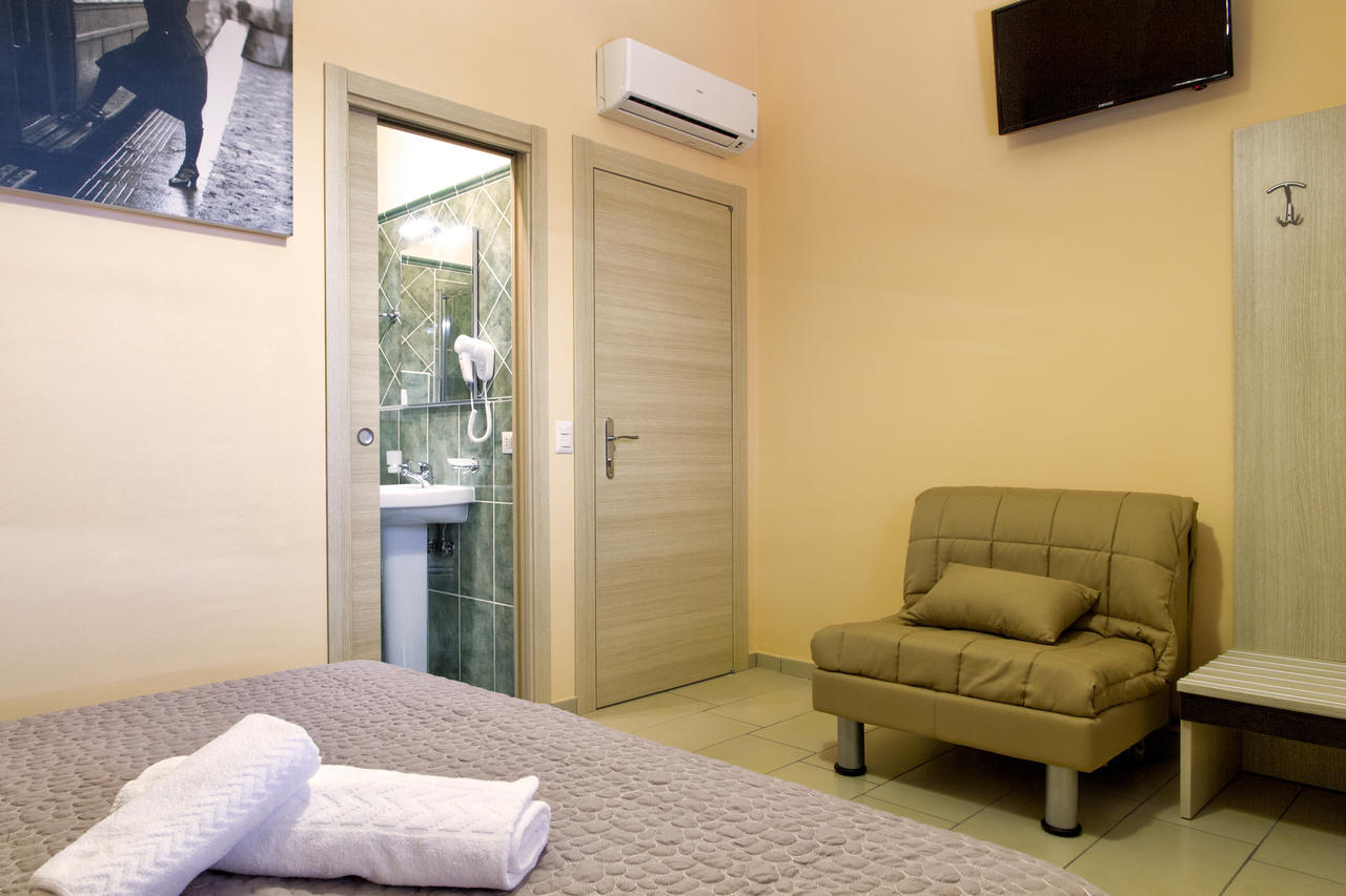 Albergo Stazione Sapri Rom bilde